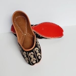 Punjabi jutti,pakistani khussa, Rajasthani mojdi